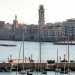 Negli anni 20 si opt invece per un waterfront pi monumentale che avrebbe dovuto rappresentare il biglietto da visita dellimperiosa politica militare ed economica portata avanti dal Fascismo